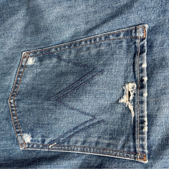 MOTHER Relaxed Fit Blue Jeans - Picture 5 of 9